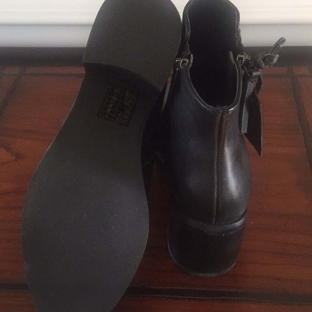 Leather Rag & Co. Black boot. - Picture 4 of 4
